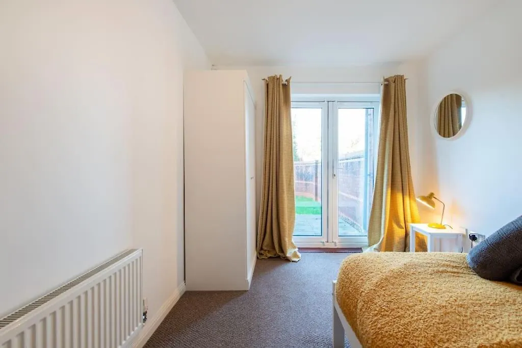 City Centre 4 Bed House Free Parking Walk To Town Cardiff 0*,  Verenigd Koninkrijk